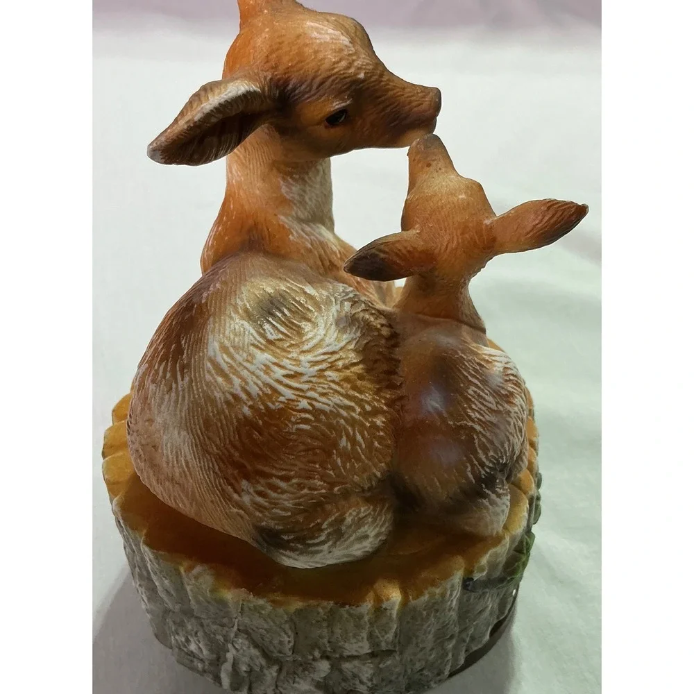 Vintage Deer & Fawn Music‎ Box Autumn Woodland Figurine Born Free Melody